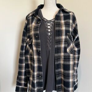 Vtg St. John’s Bay Black Flannel 90s Button-Down Shirt High Quality Grunge plaid